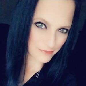 Meet your Posher, Tonya